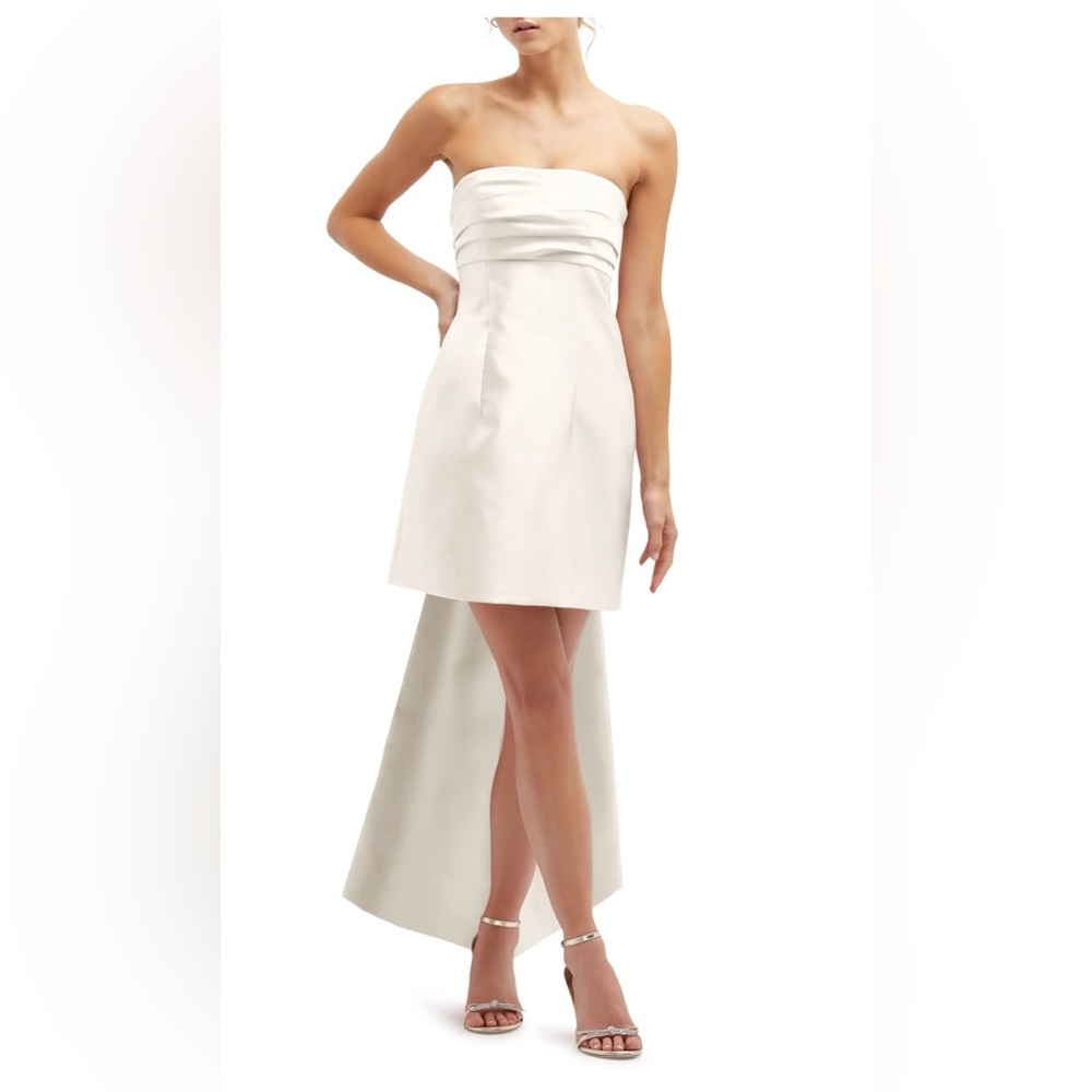 ALFRED SUNG Oversize Bow Back Strapless Ivory Minidress